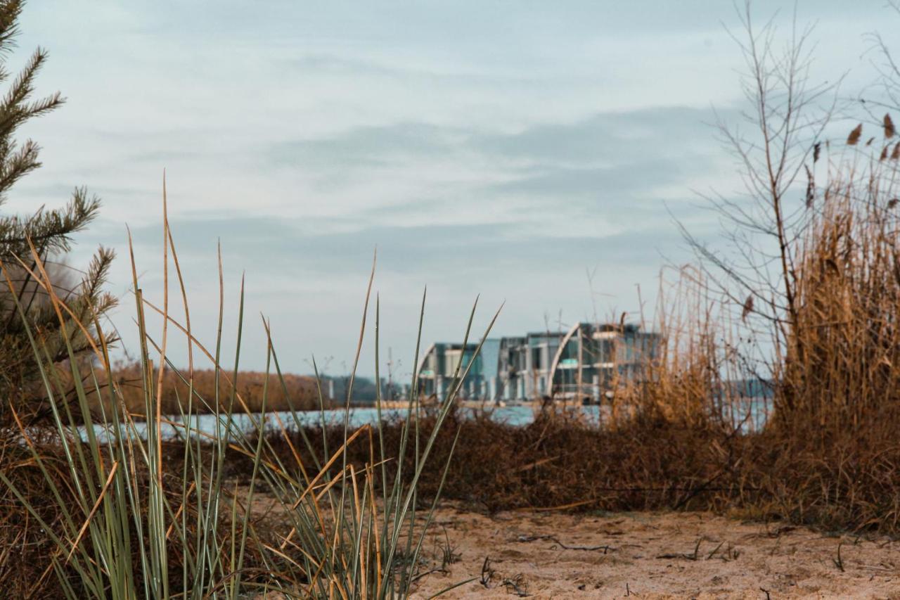 Schwimmende Ferienwohnung Sundowner Elsterheide Buitenkant foto